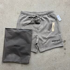 Essentials fear of god Dark Oatmeal shorts (L) in perfect condition